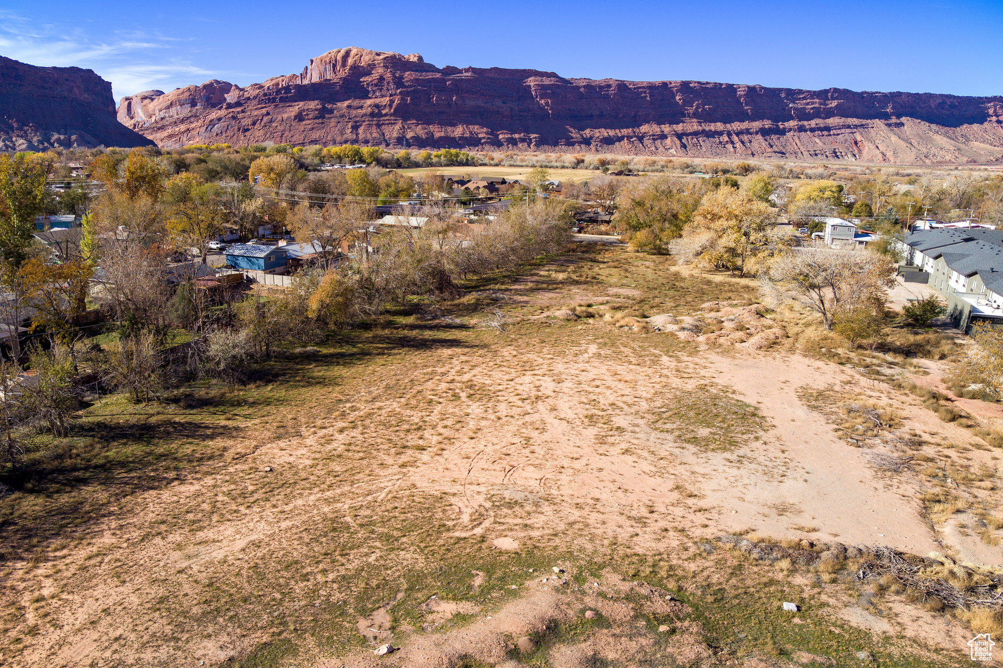 main property photo 10