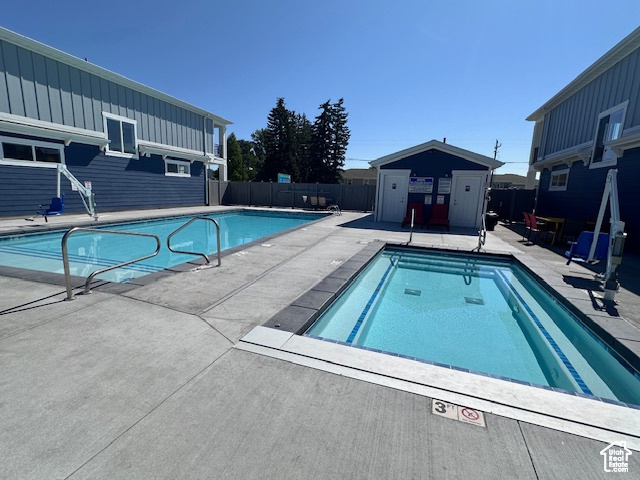 main property photo 4
