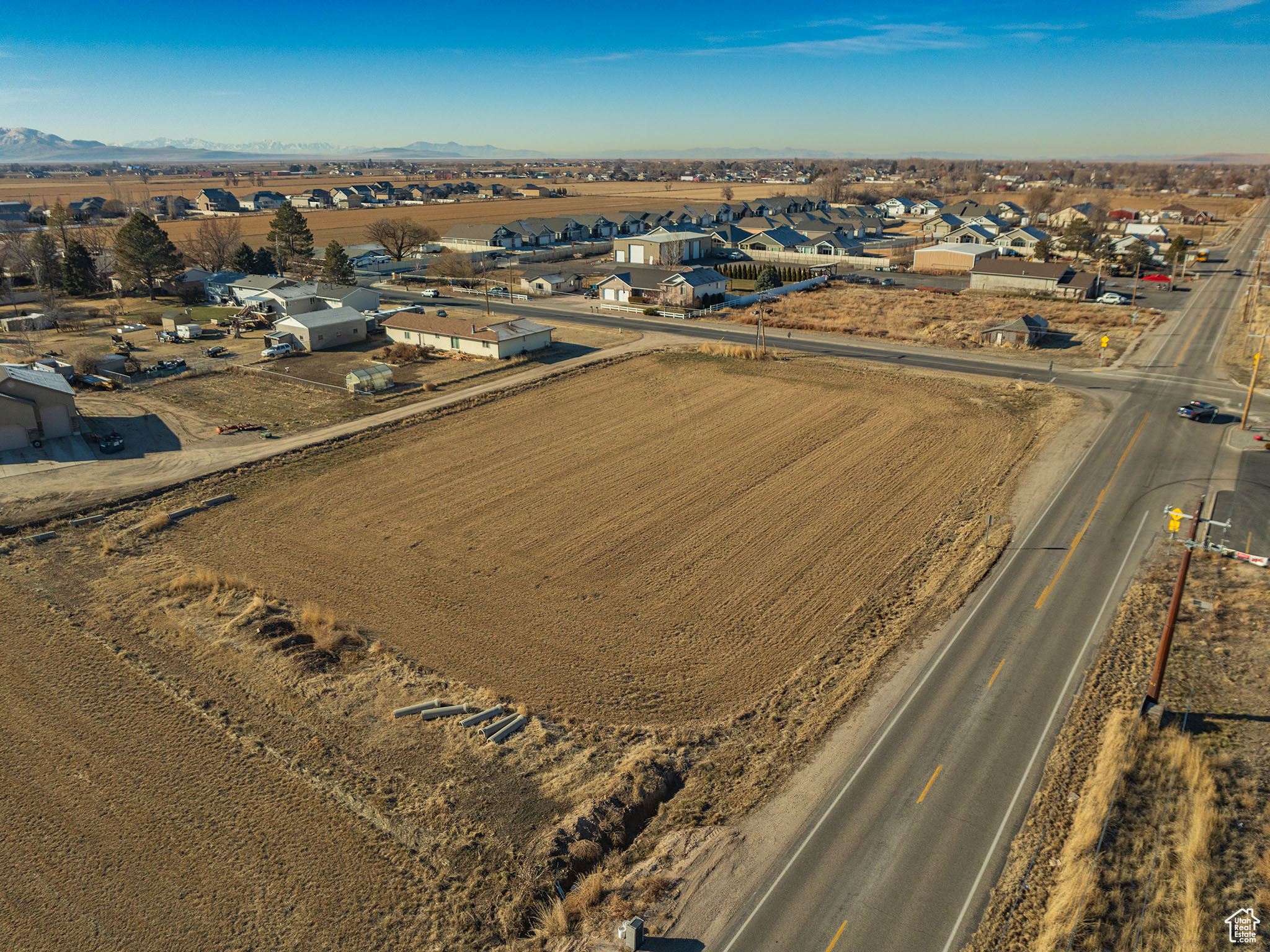 main property photo 7