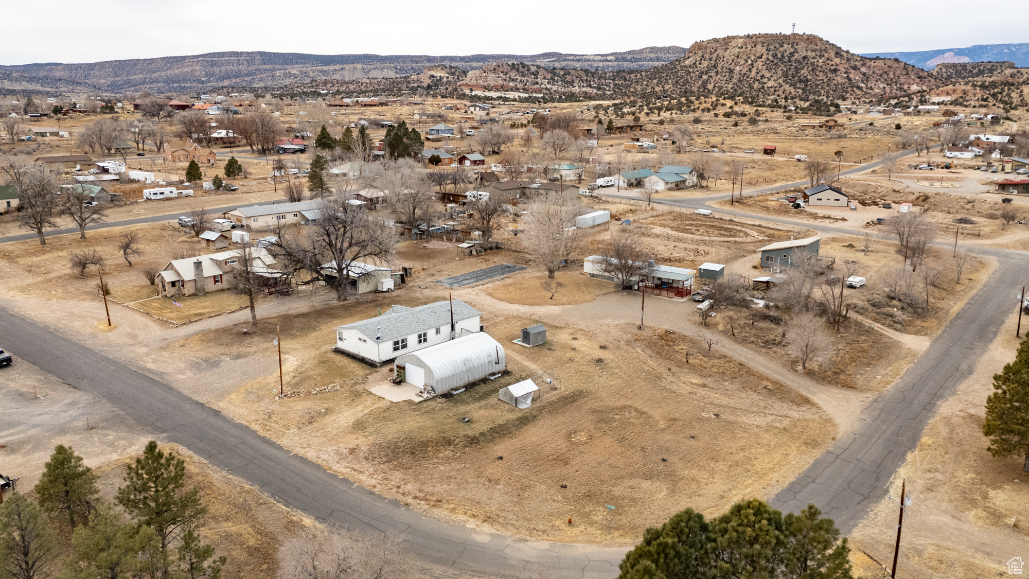 main property photo 36