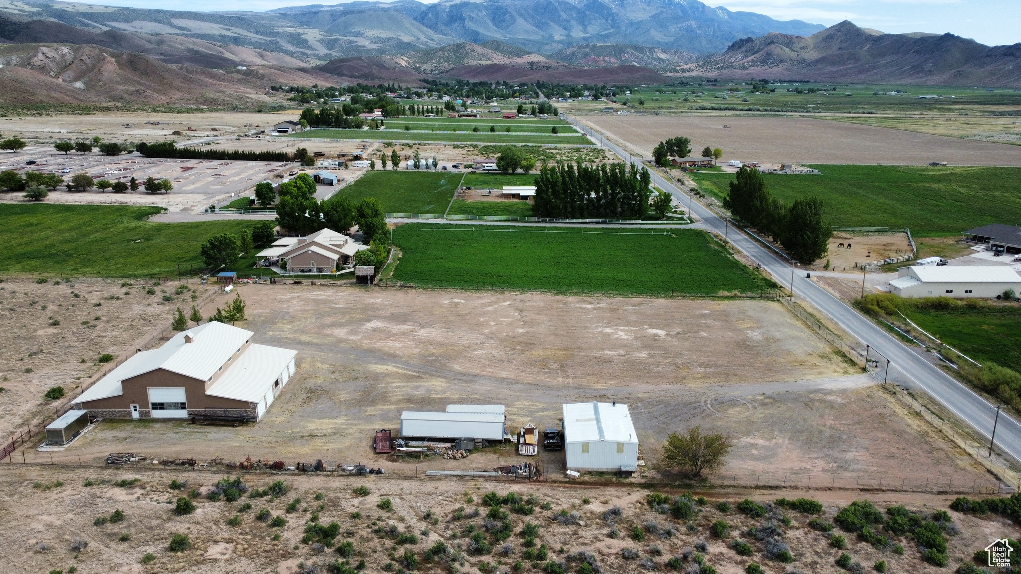 main property photo 23