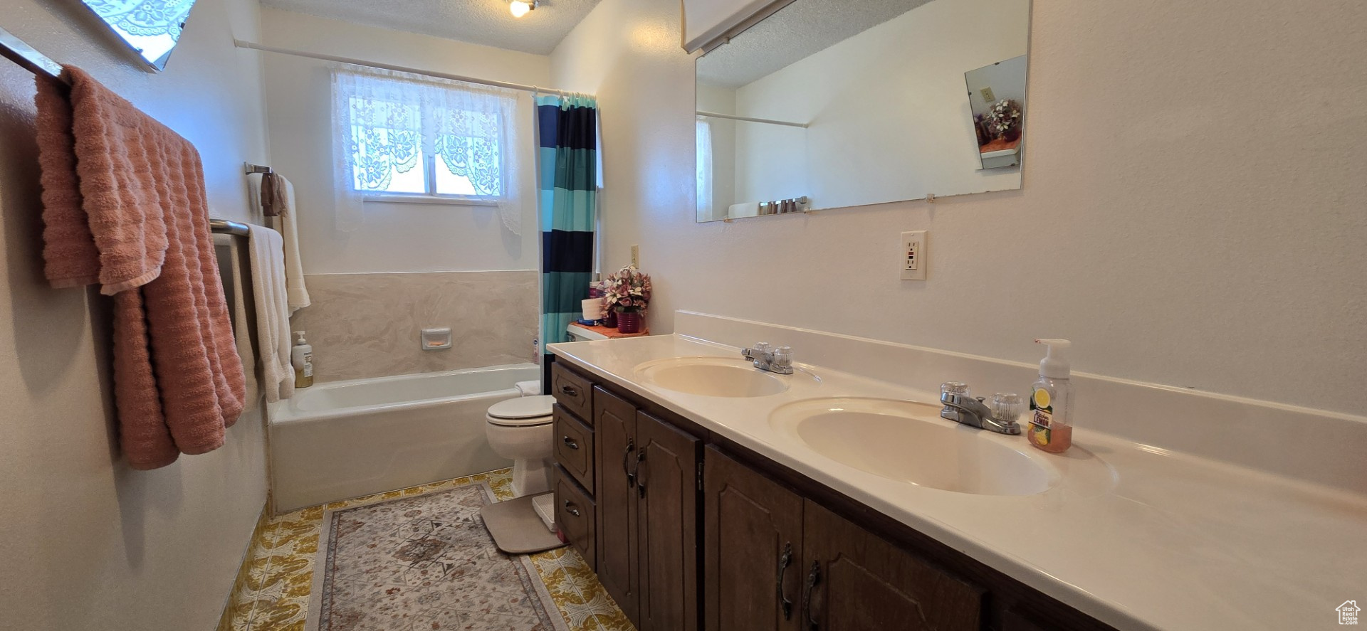 main property photo 50