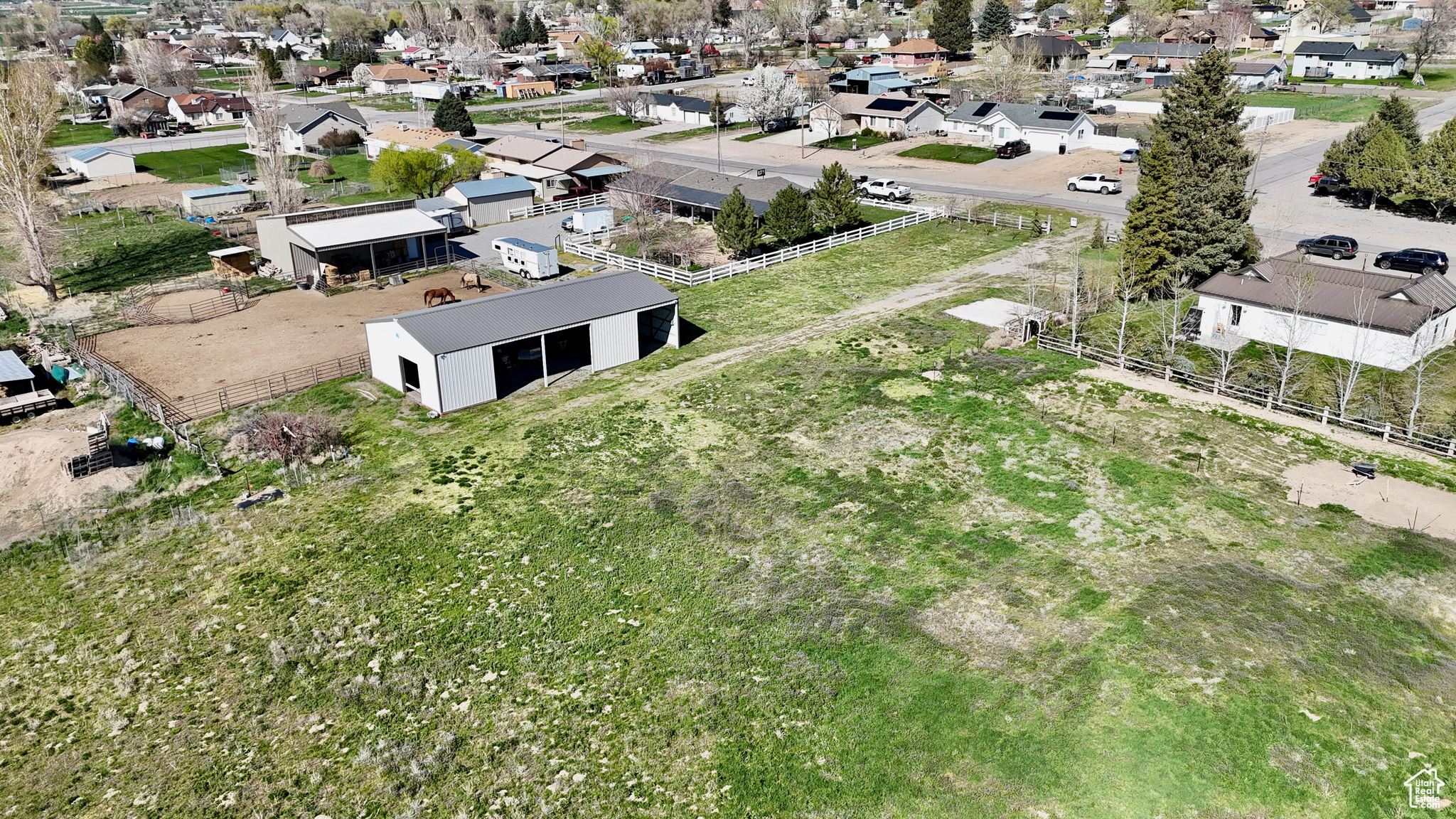 main property photo 12