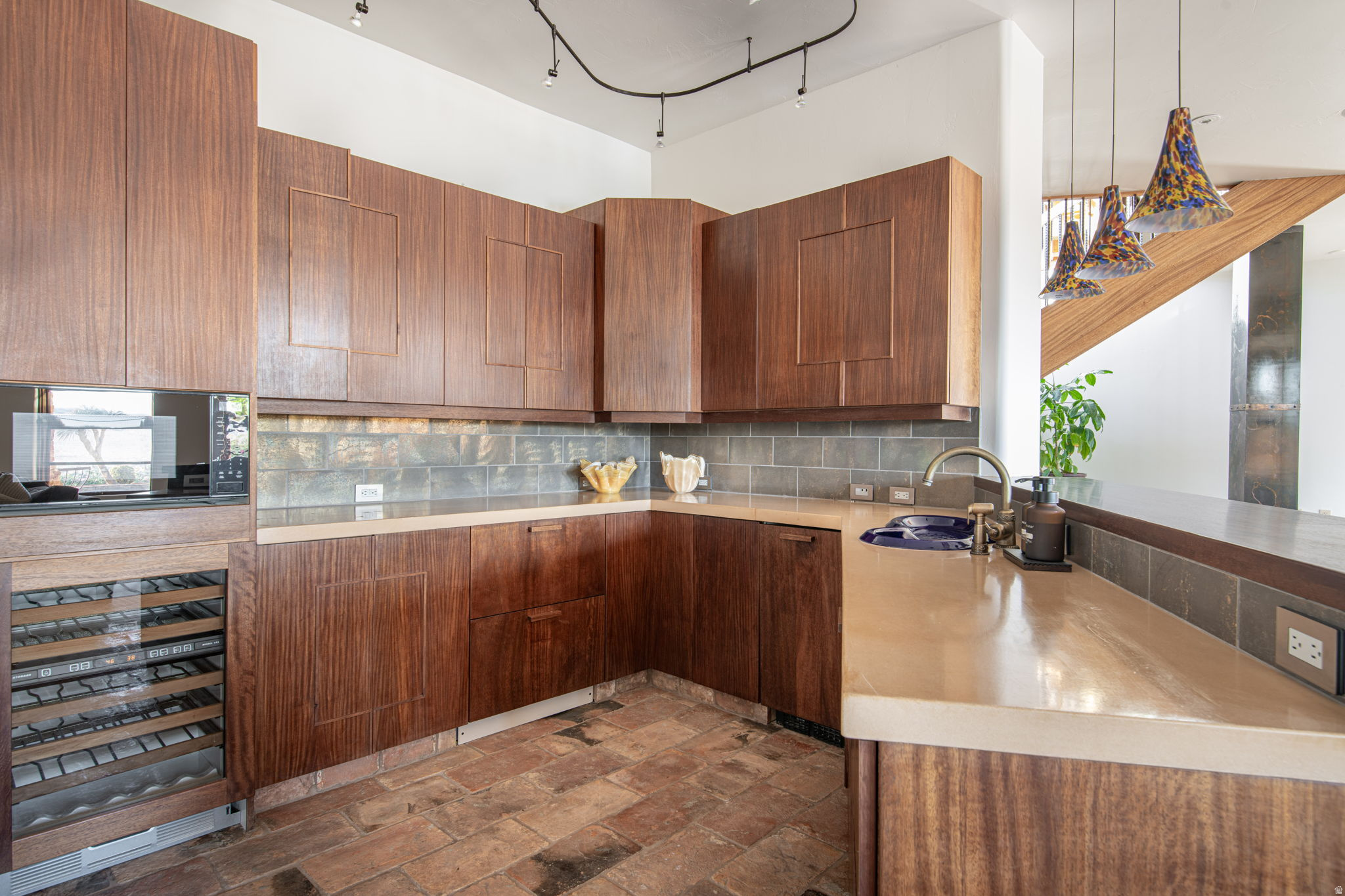 main property photo 107