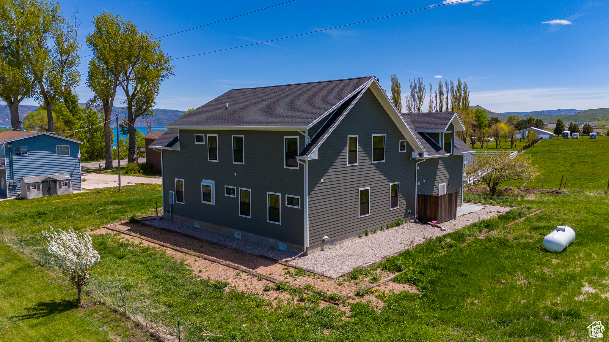 main property photo 59