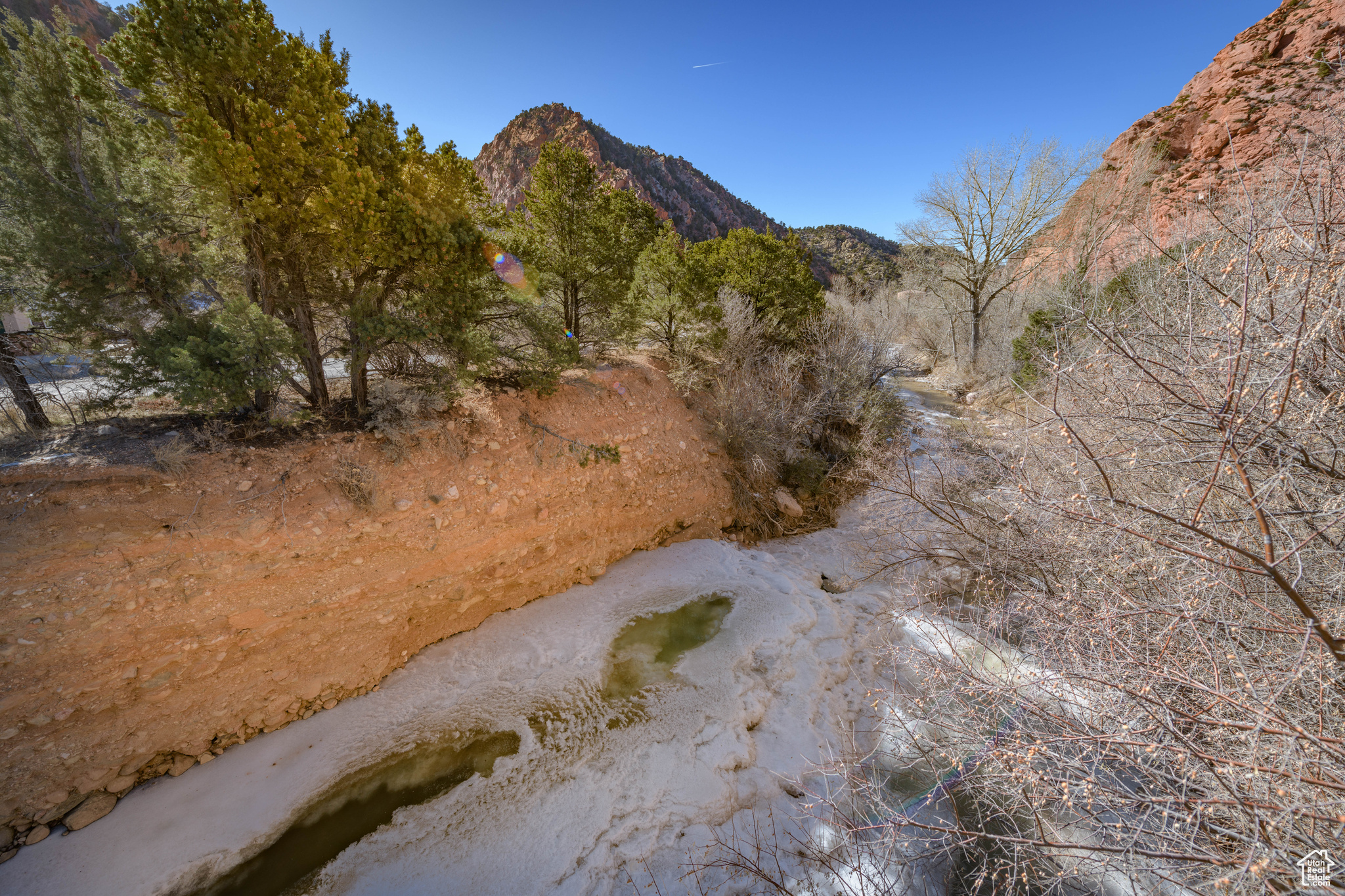 main property photo 42