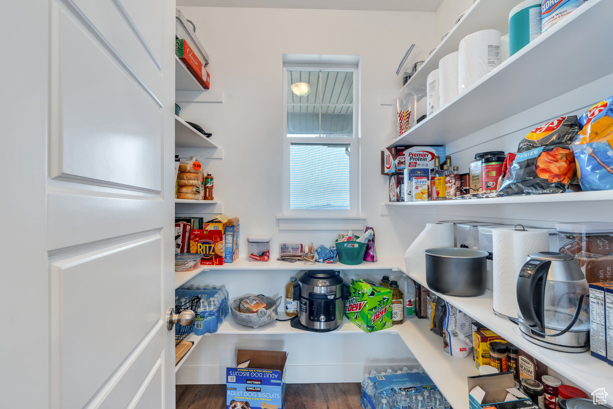 main property photo 29
