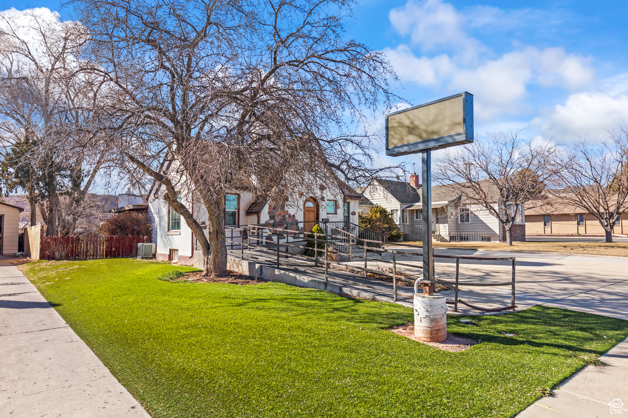 main property photo 7