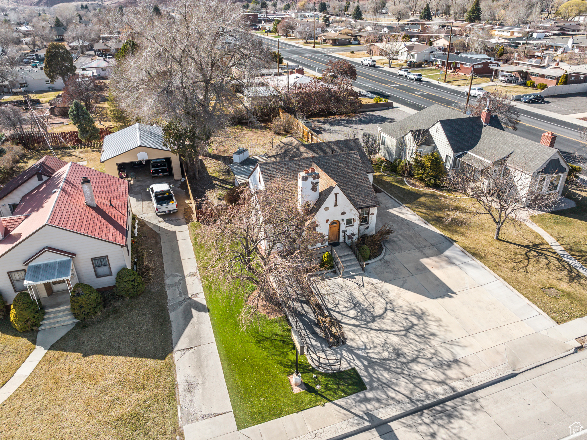 main property photo 4