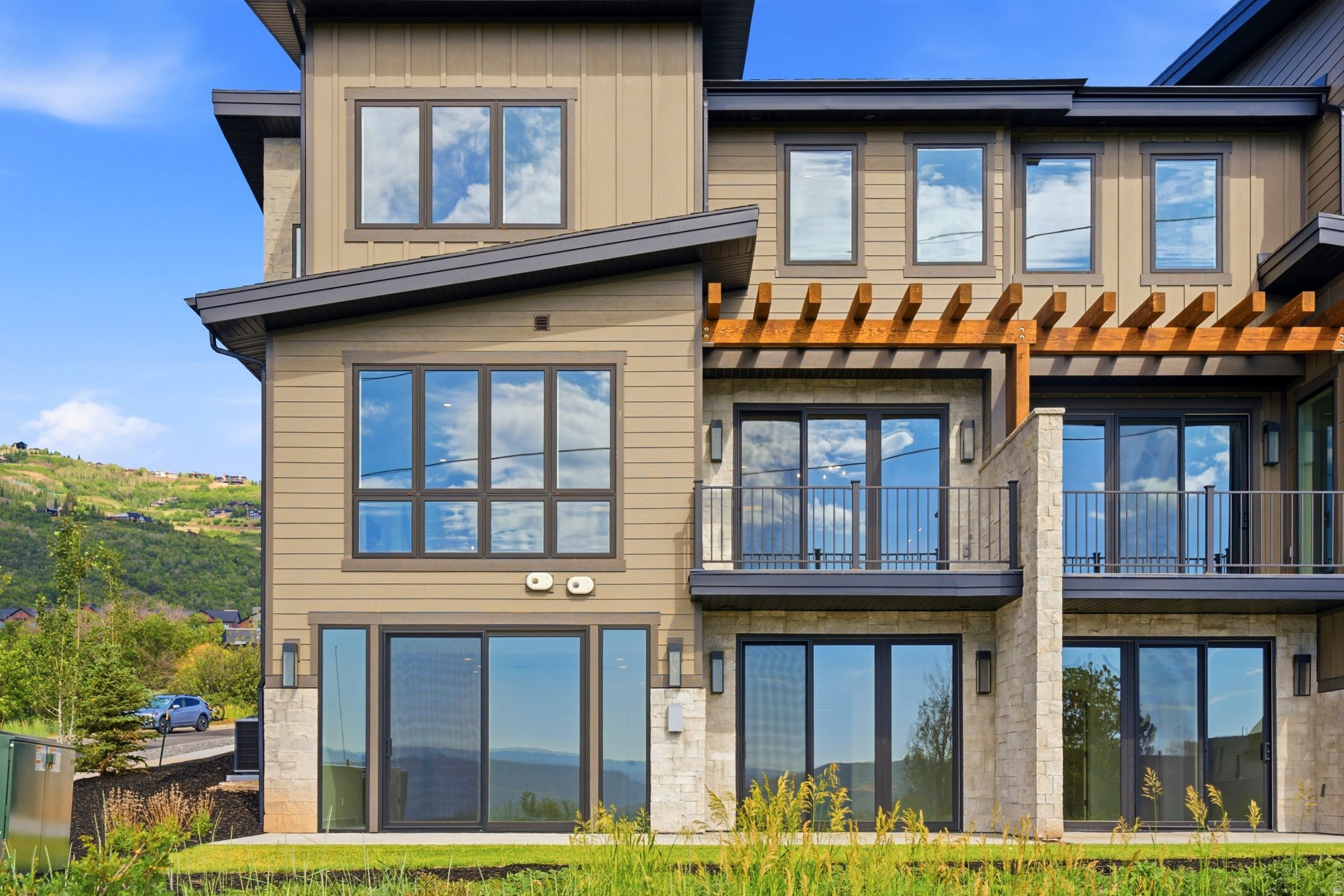 main property photo 57