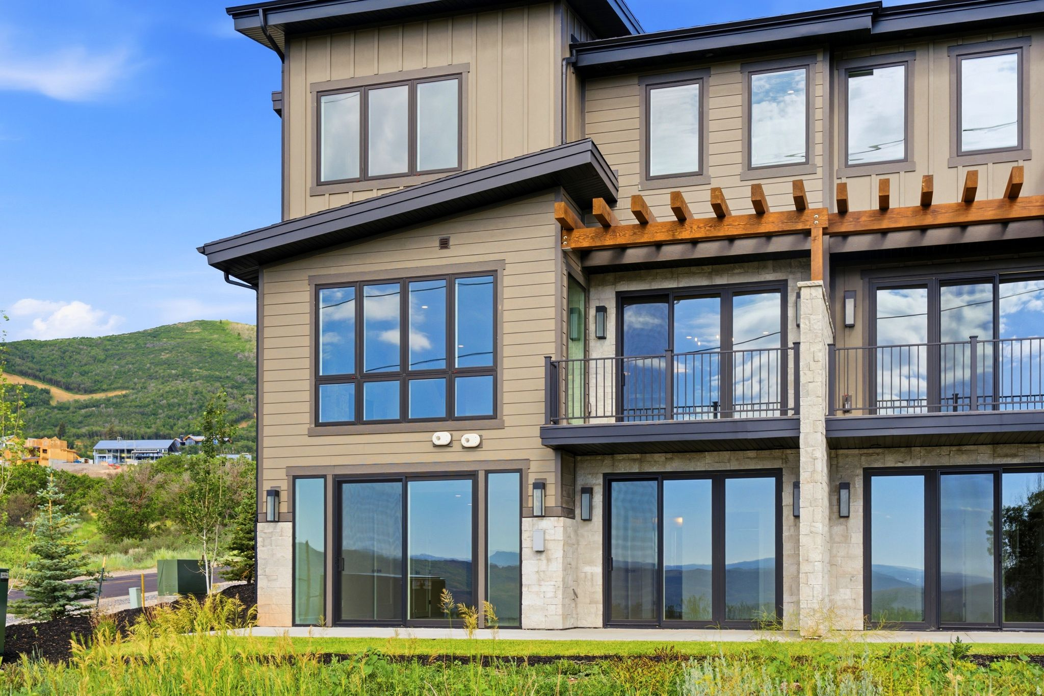 main property photo 61