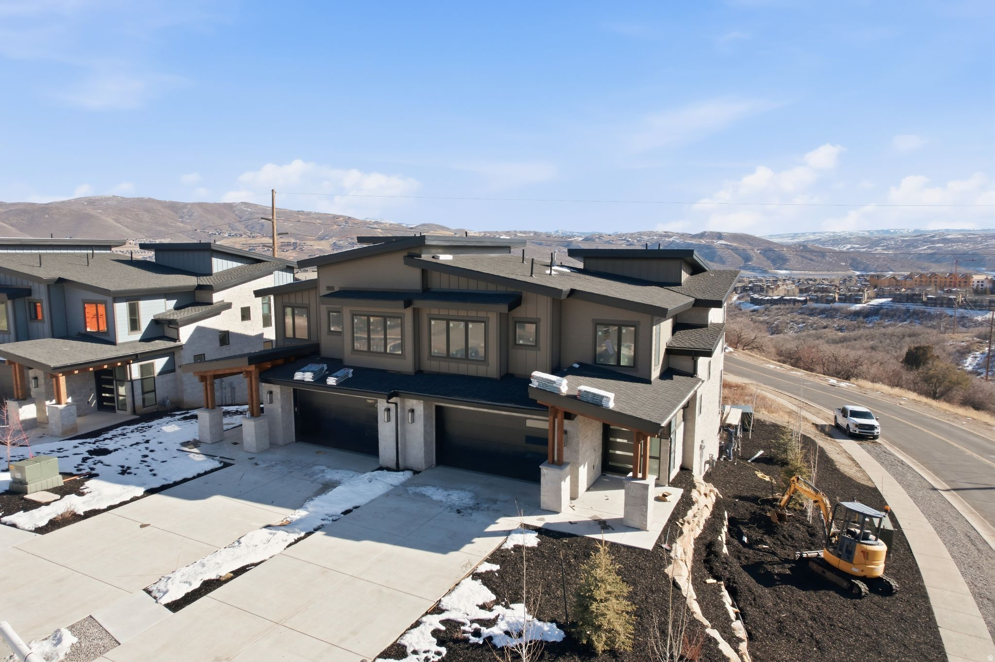 main property photo 65