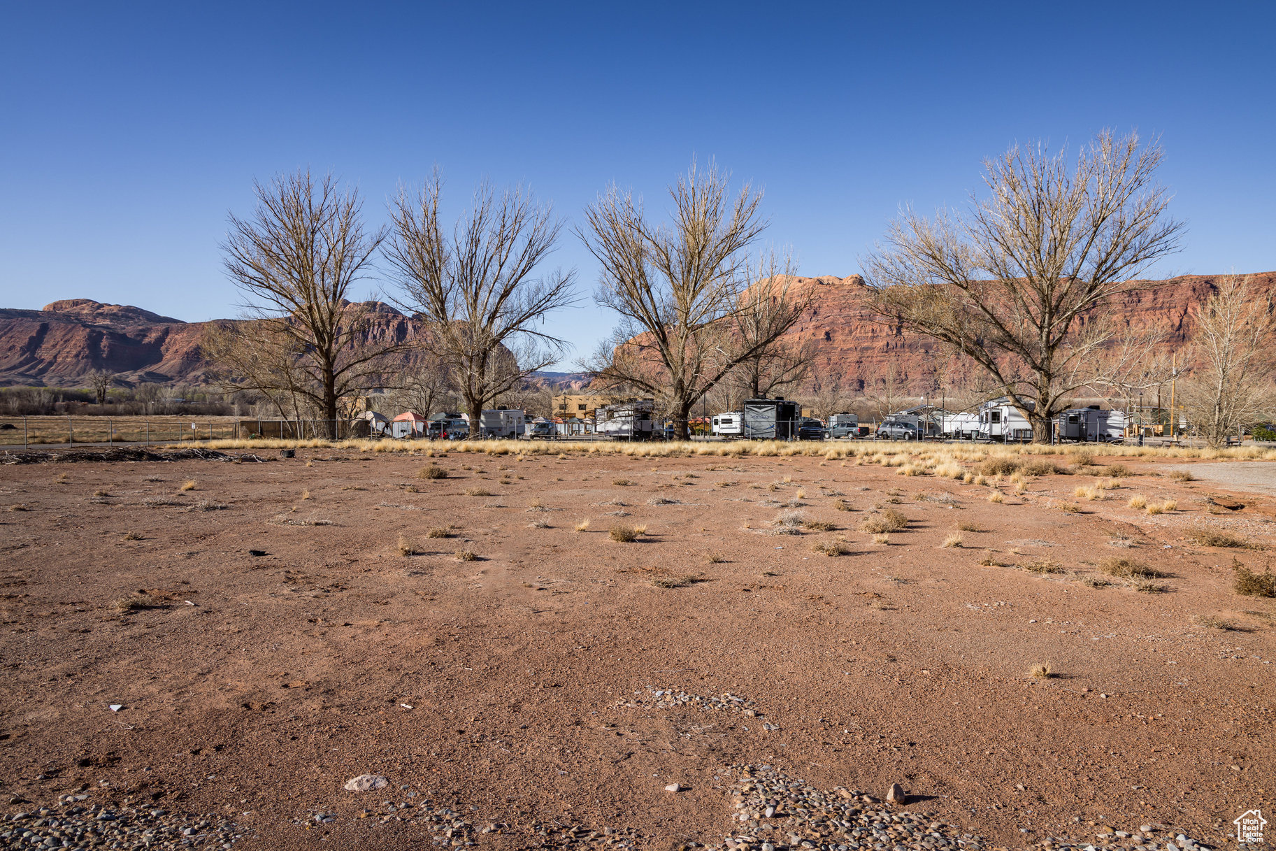 main property photo 24