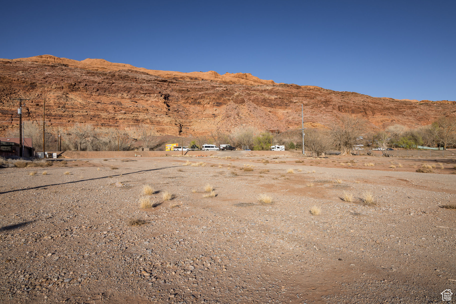 main property photo 26