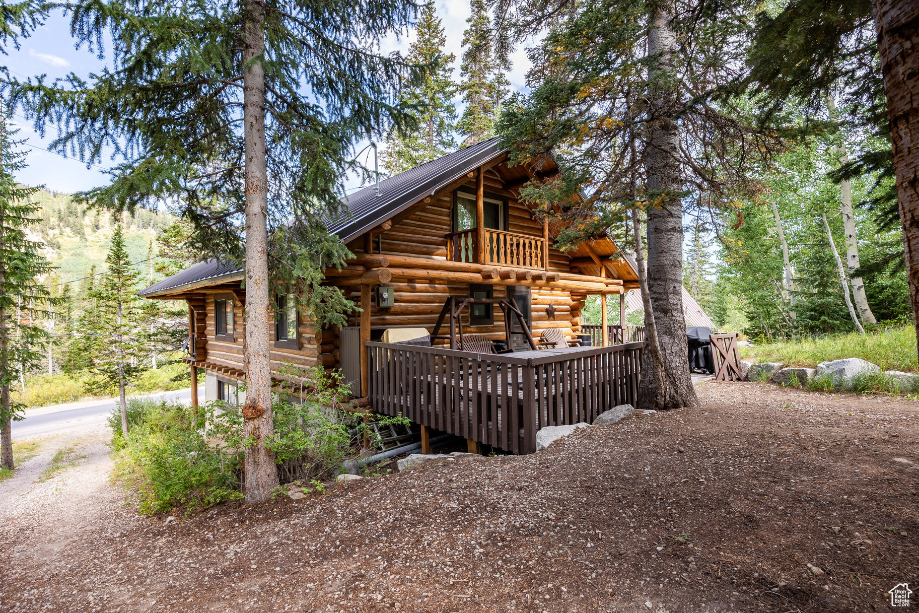 main property photo 24