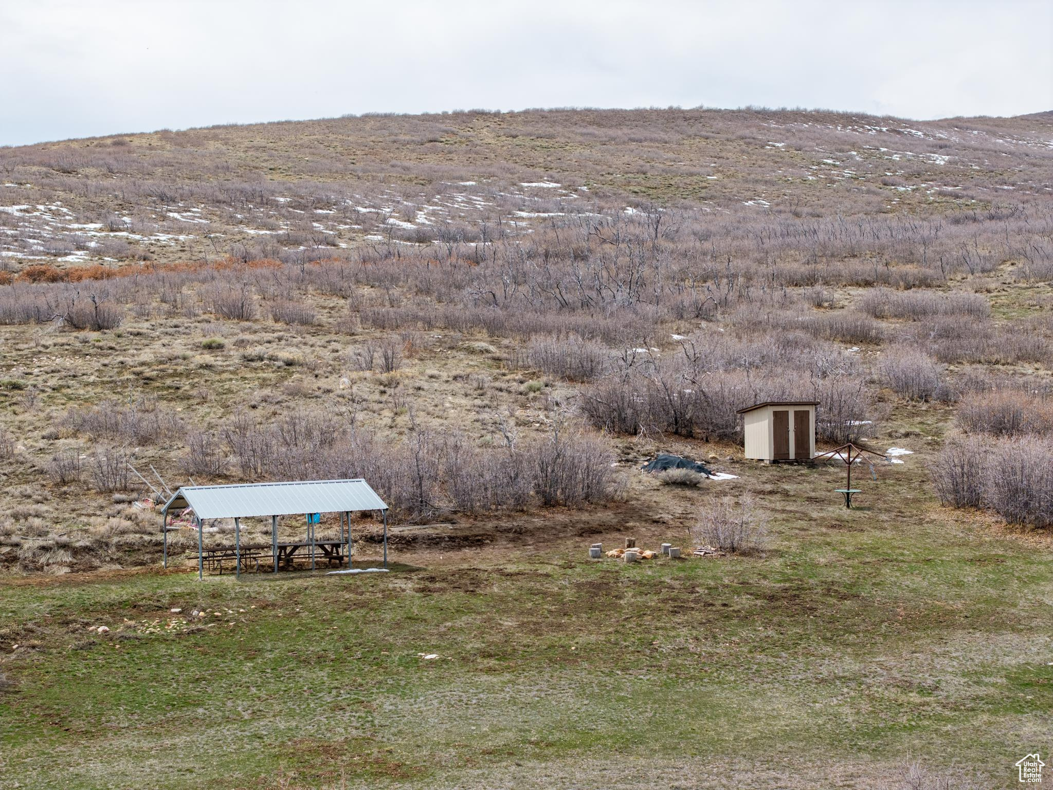 main property photo 9