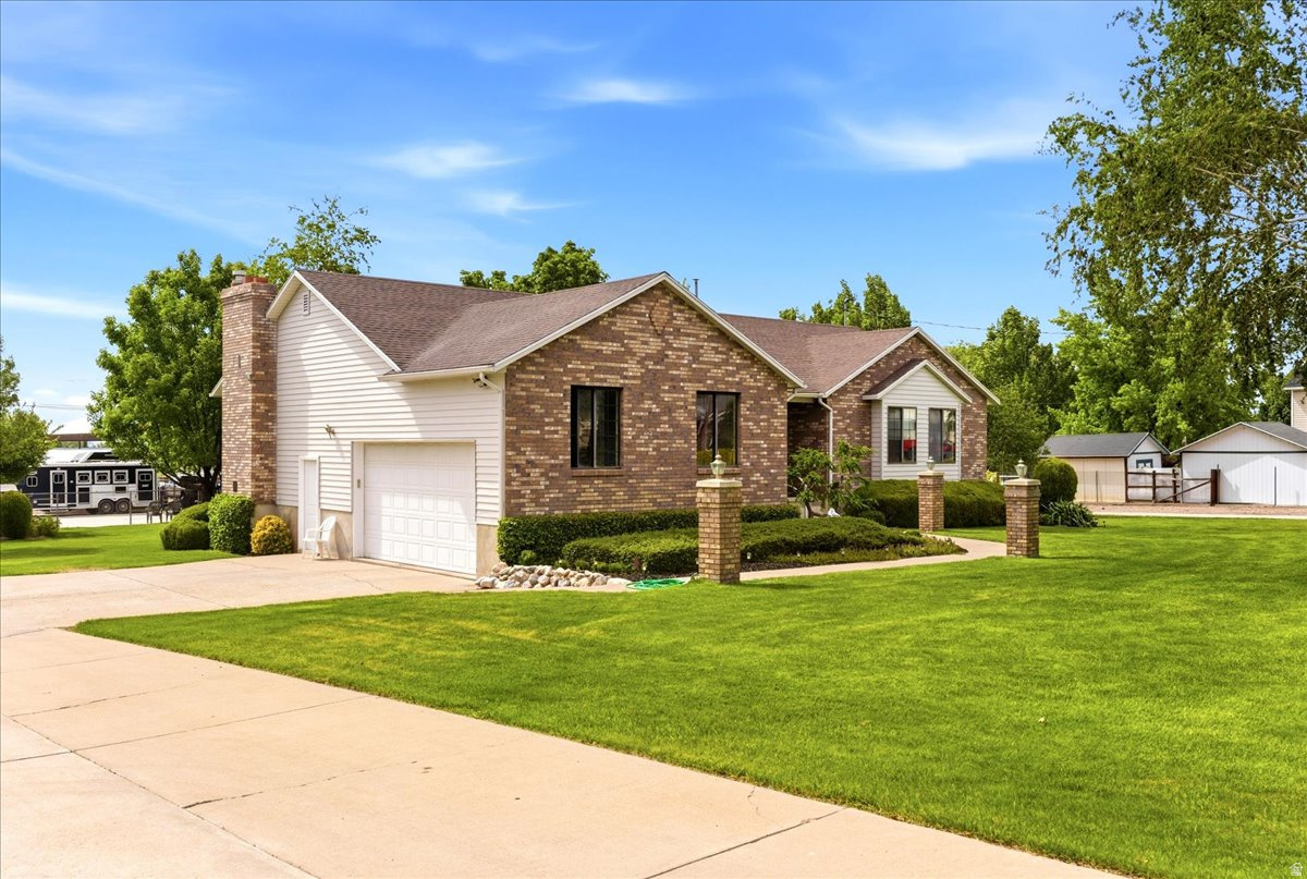 main property photo 57