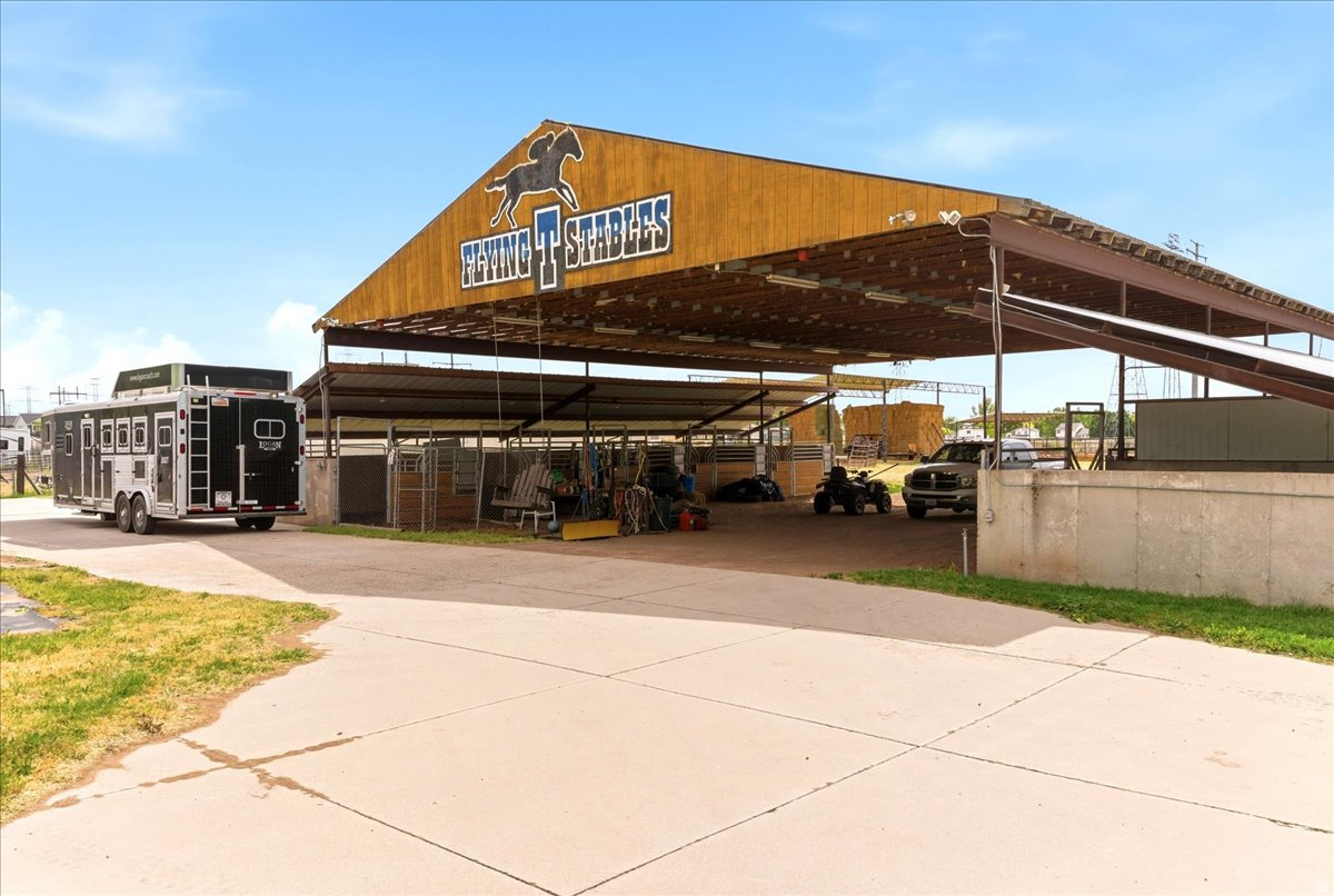 main property photo 59