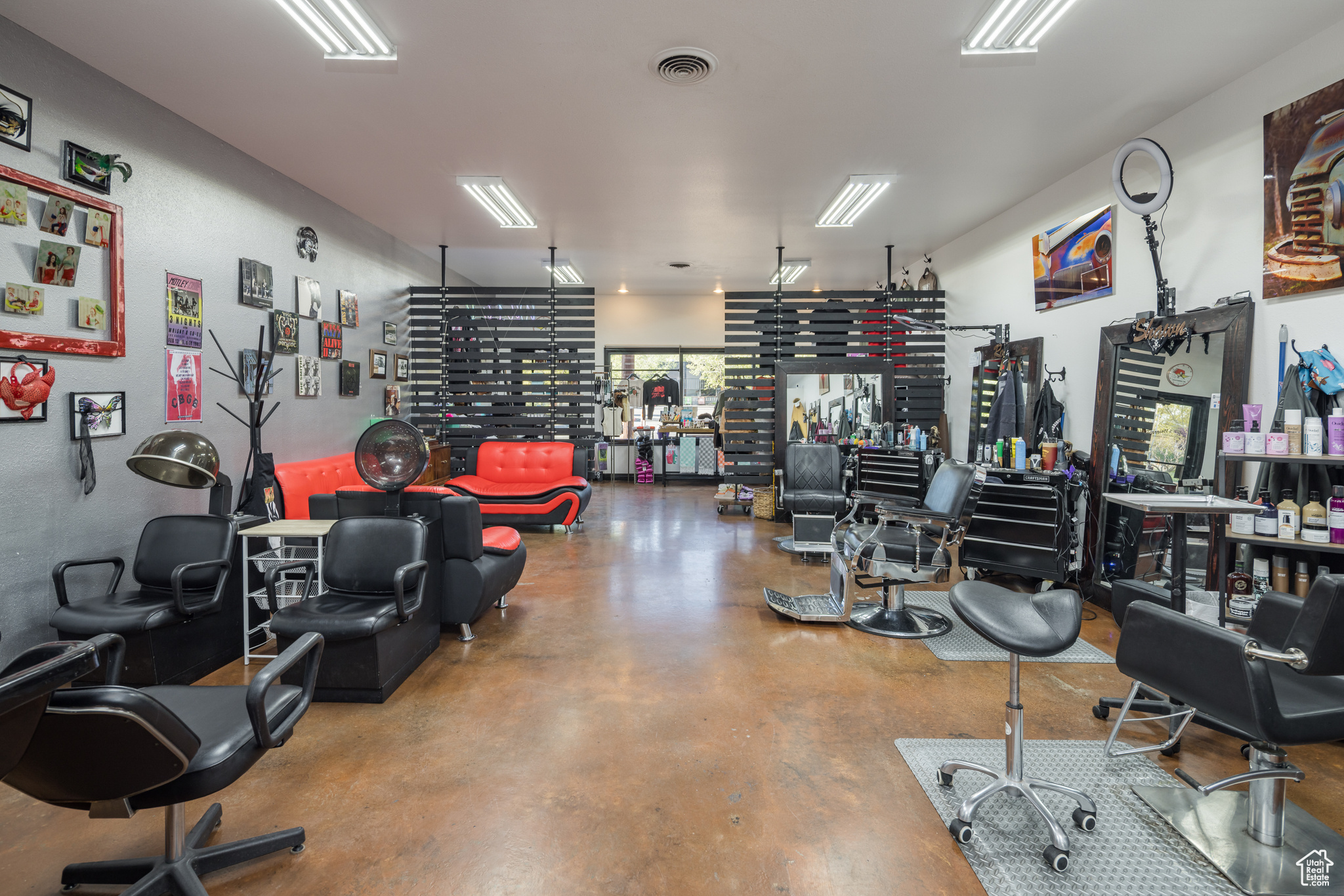 main property photo 47