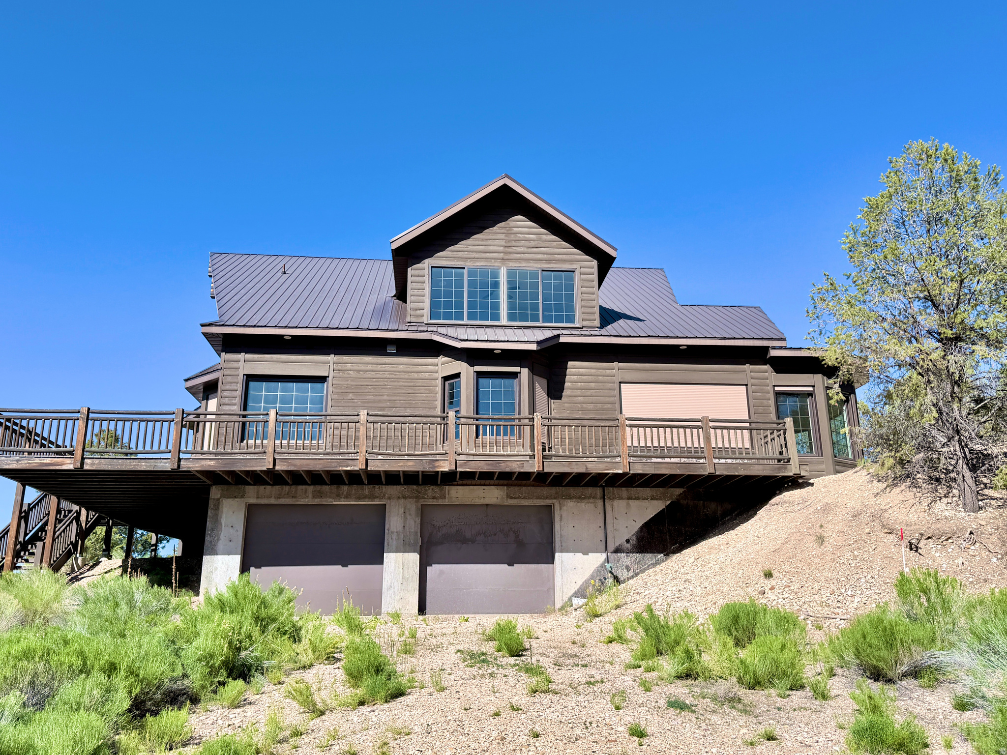 main property photo 31
