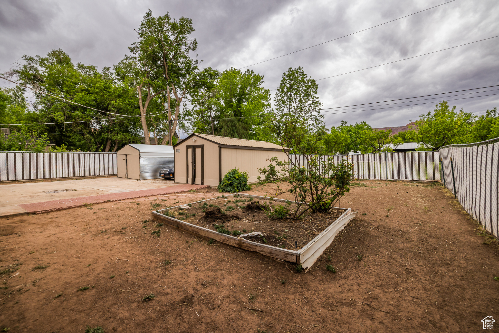 main property photo 20