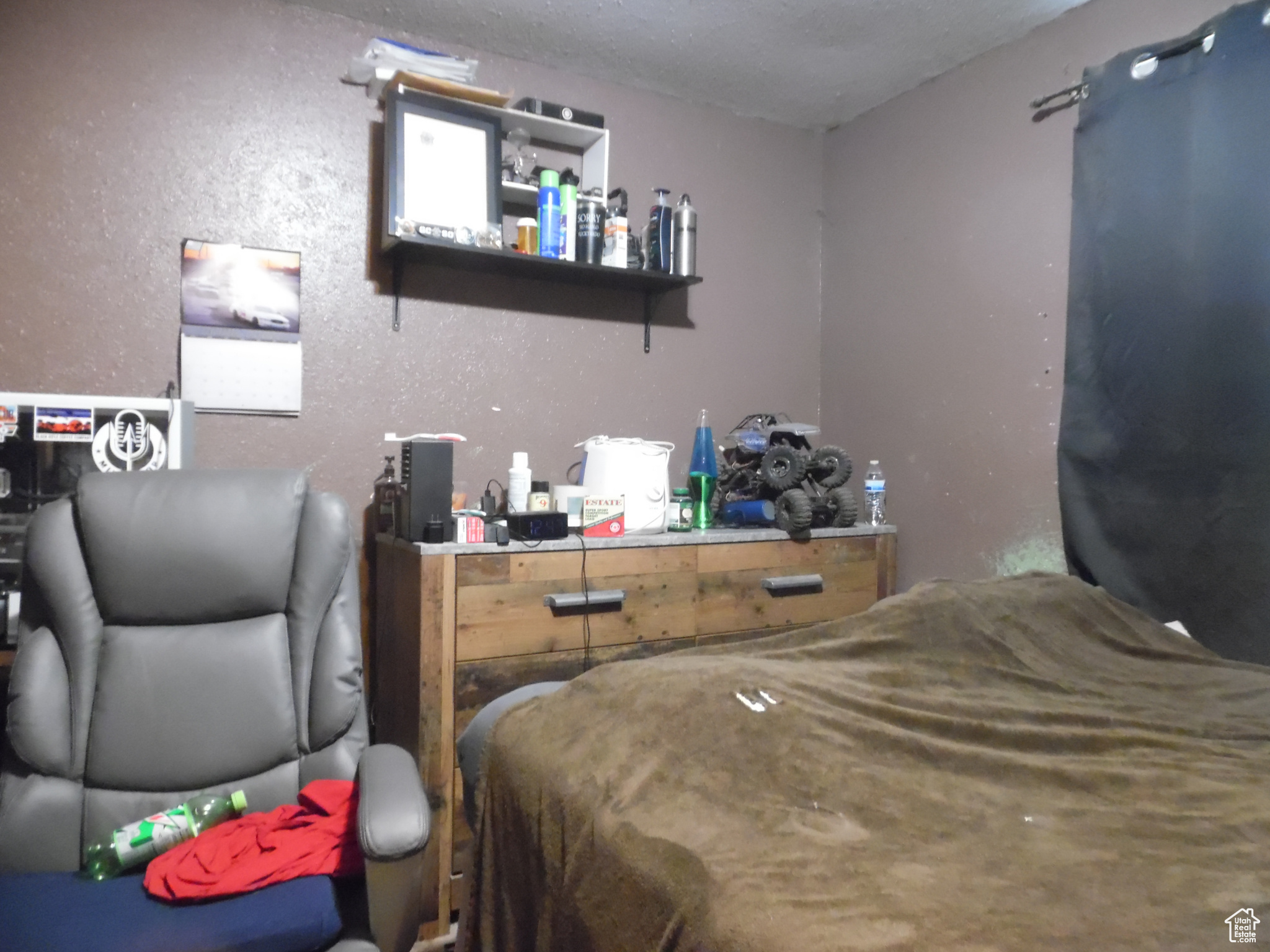 main property photo 10