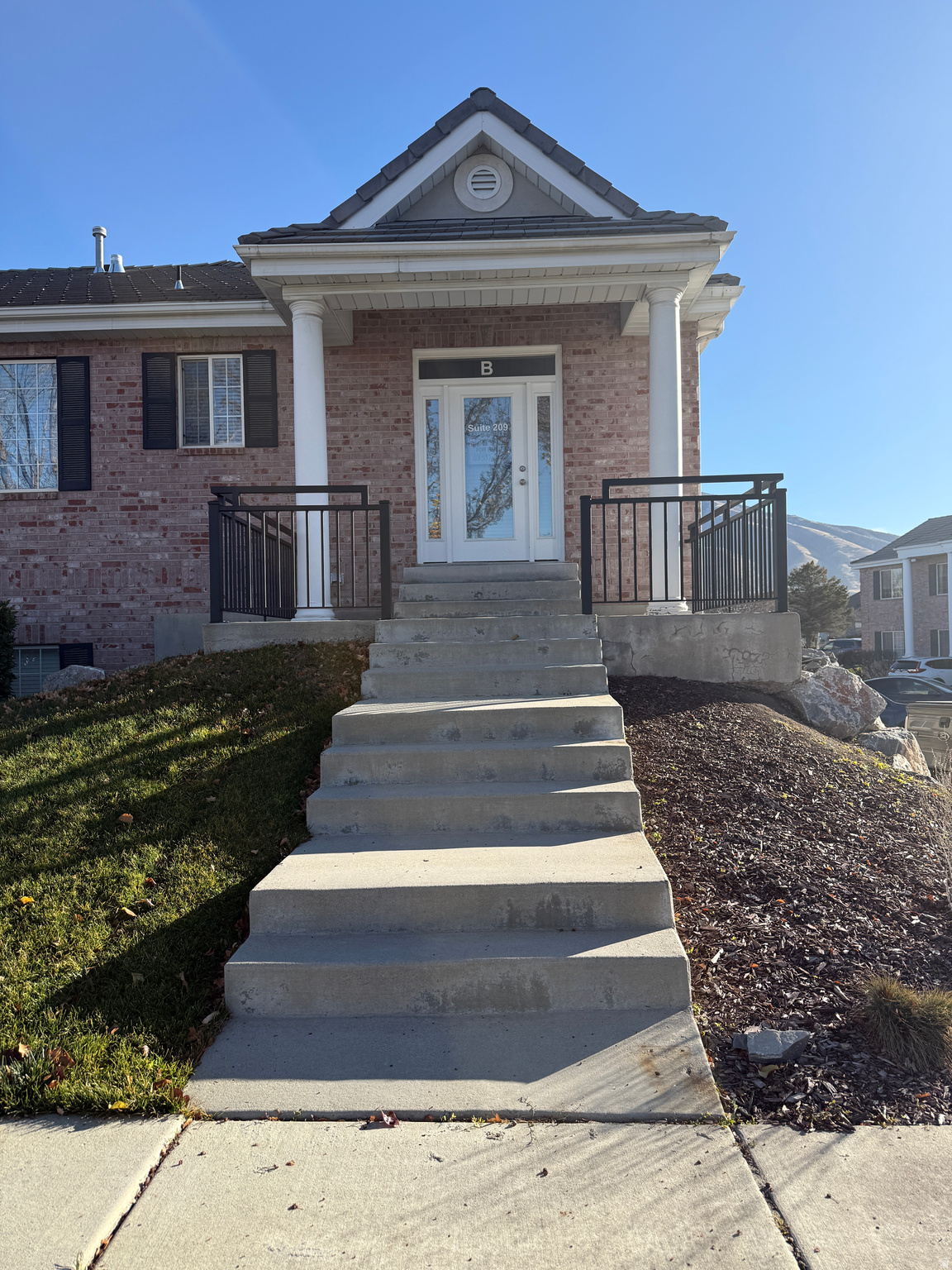 main property photo 31