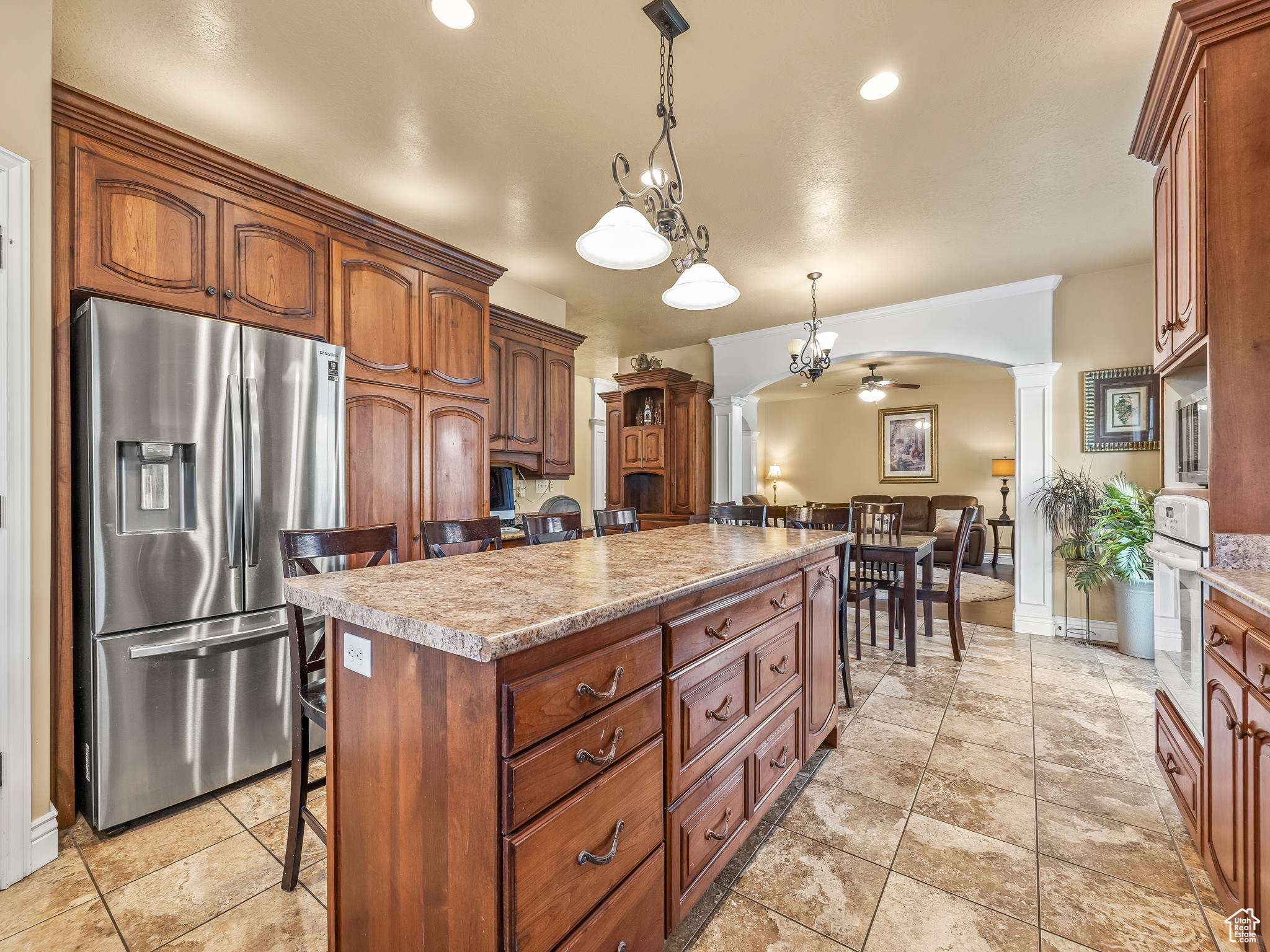 main property photo 13
