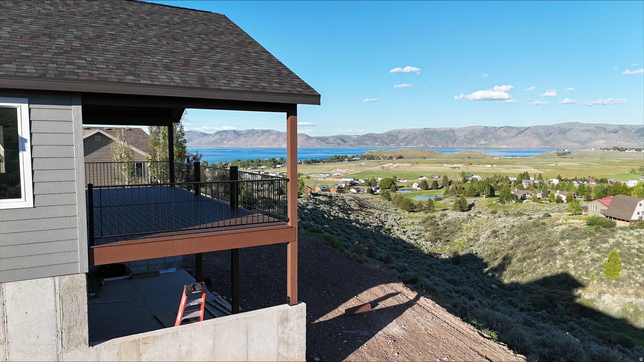 main property photo 15