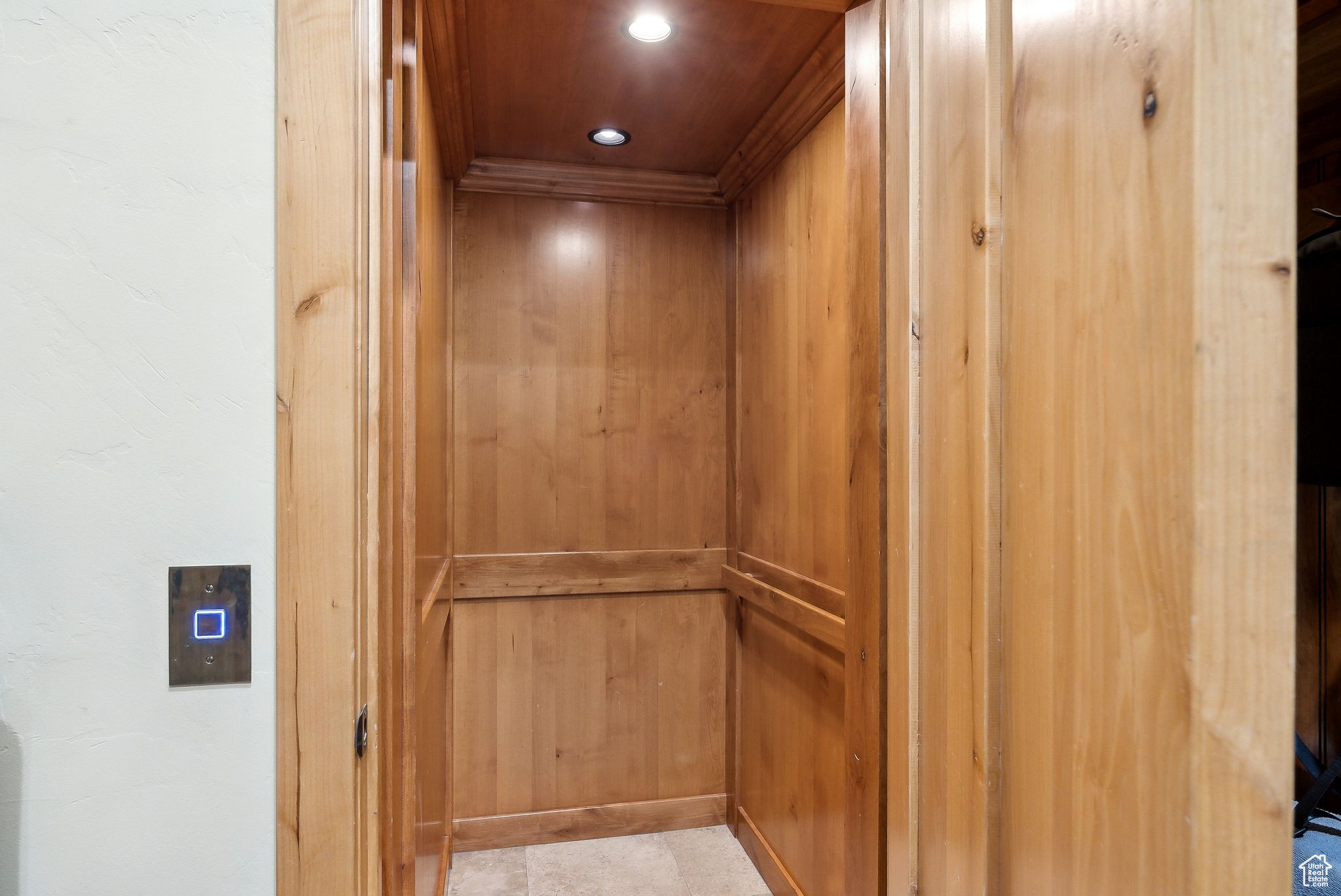 main property photo 51