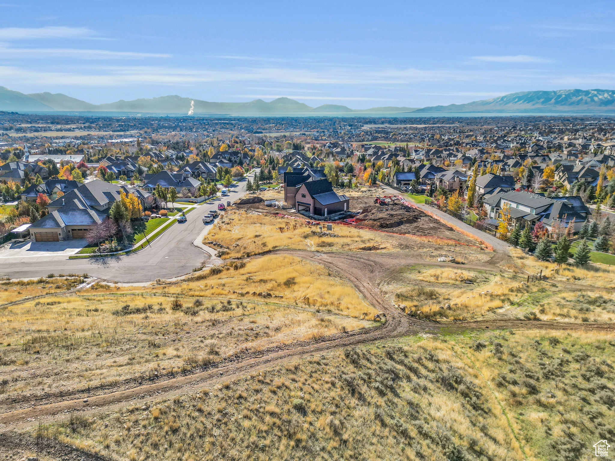 main property photo 19
