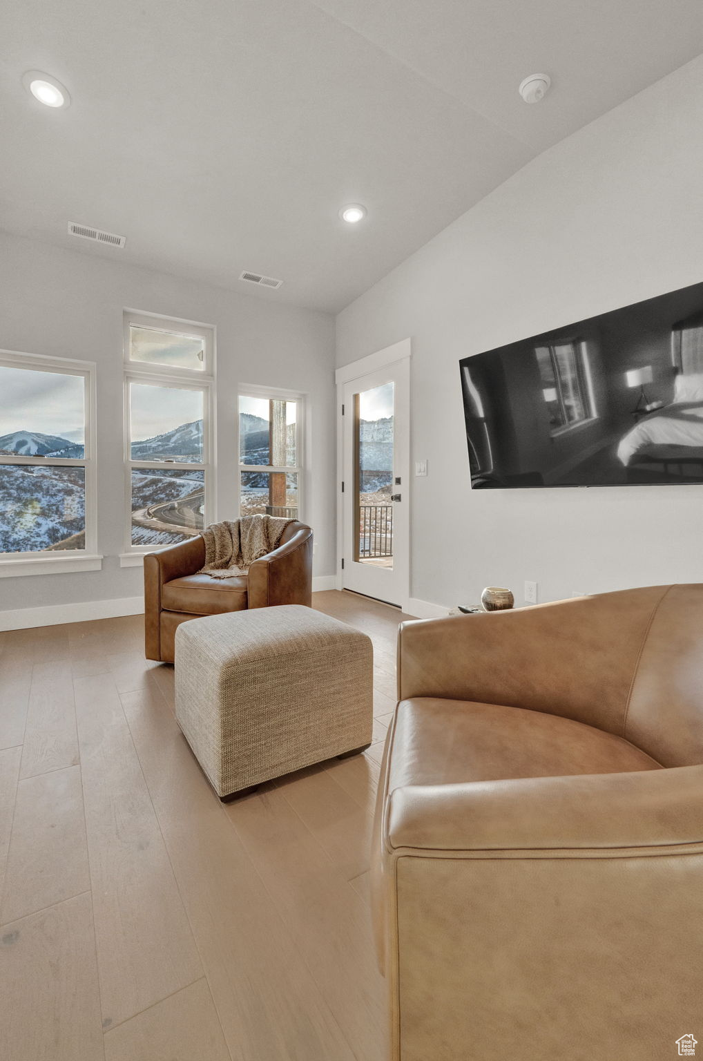main property photo 67
