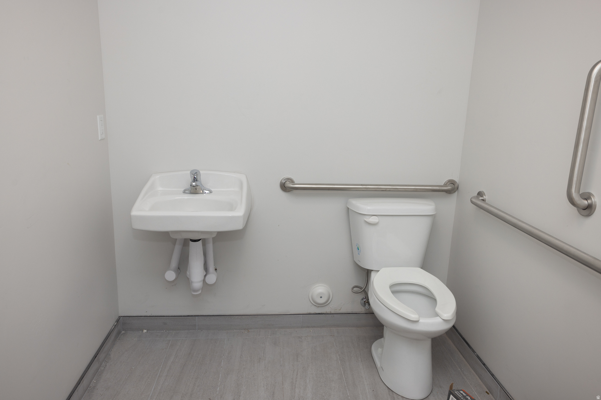 main property photo 24