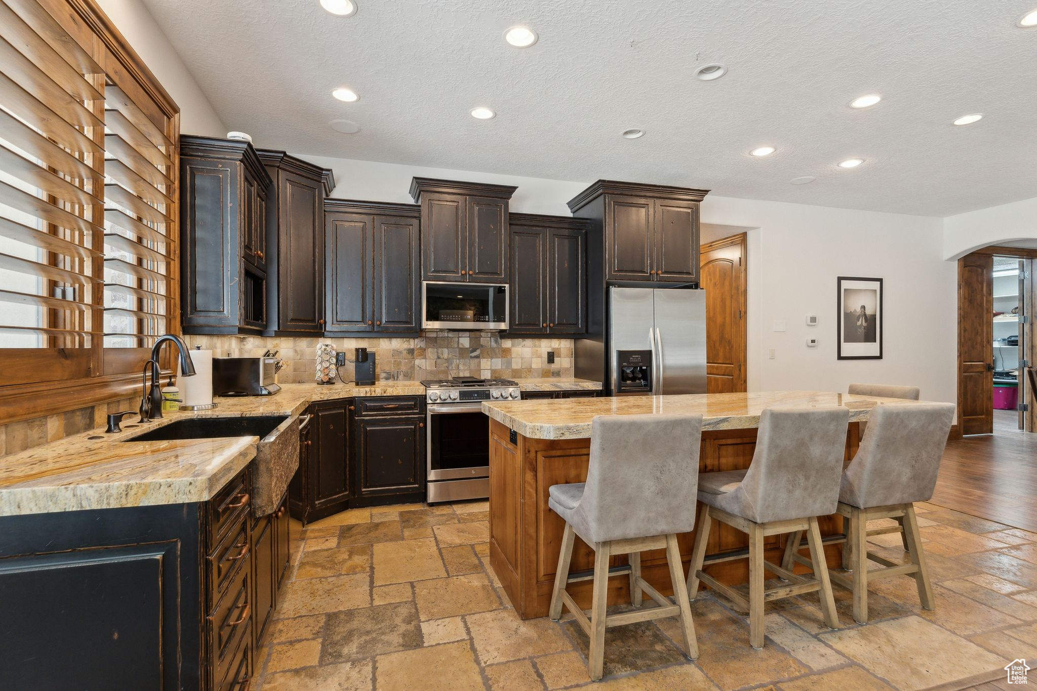 main property photo 79