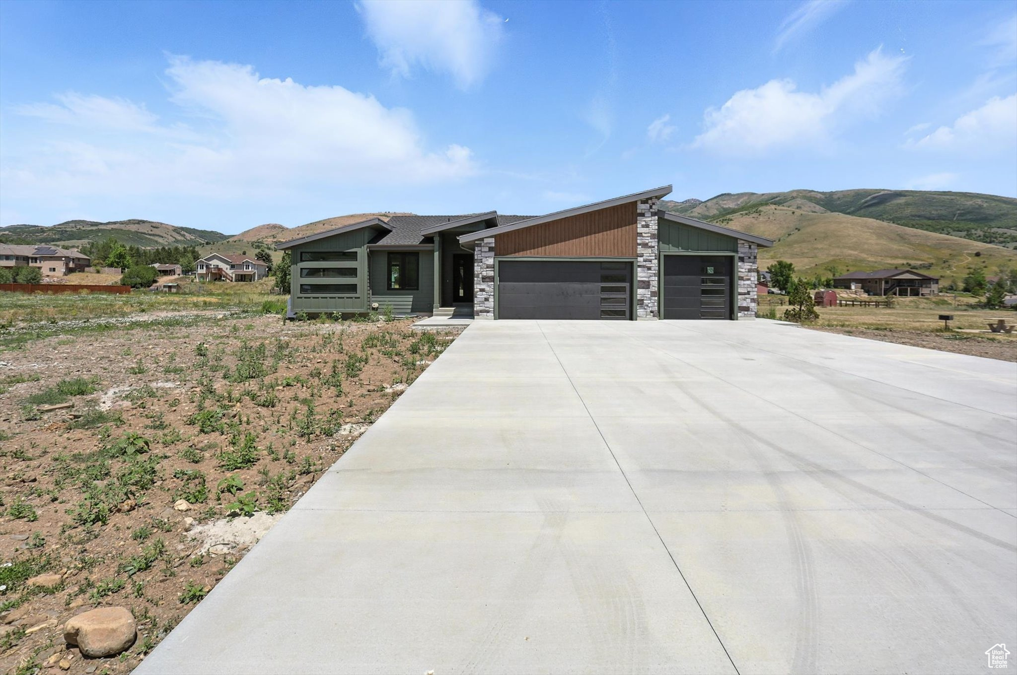 main property photo 58