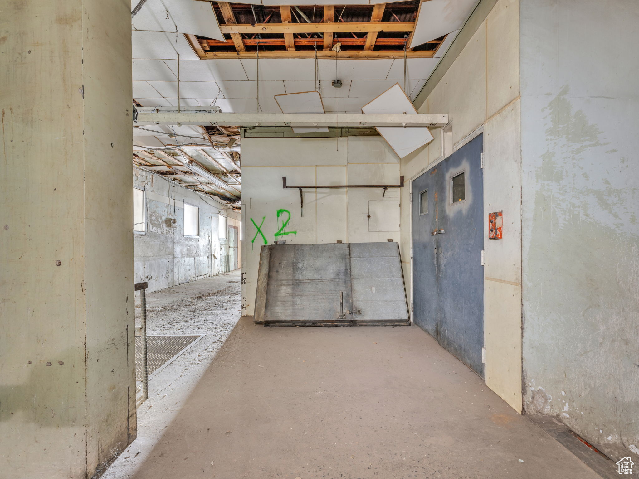 main property photo 29