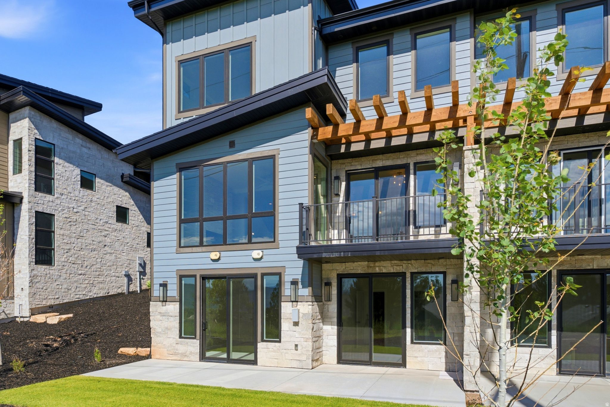 main property photo 62