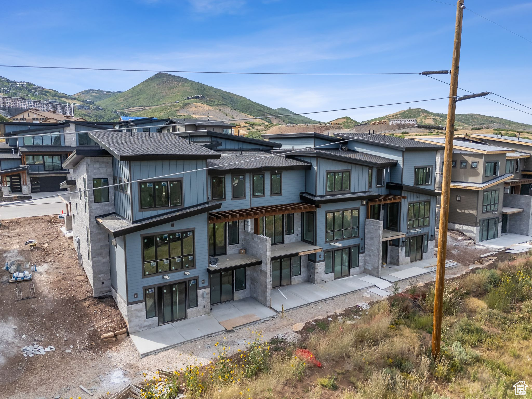 main property photo 67