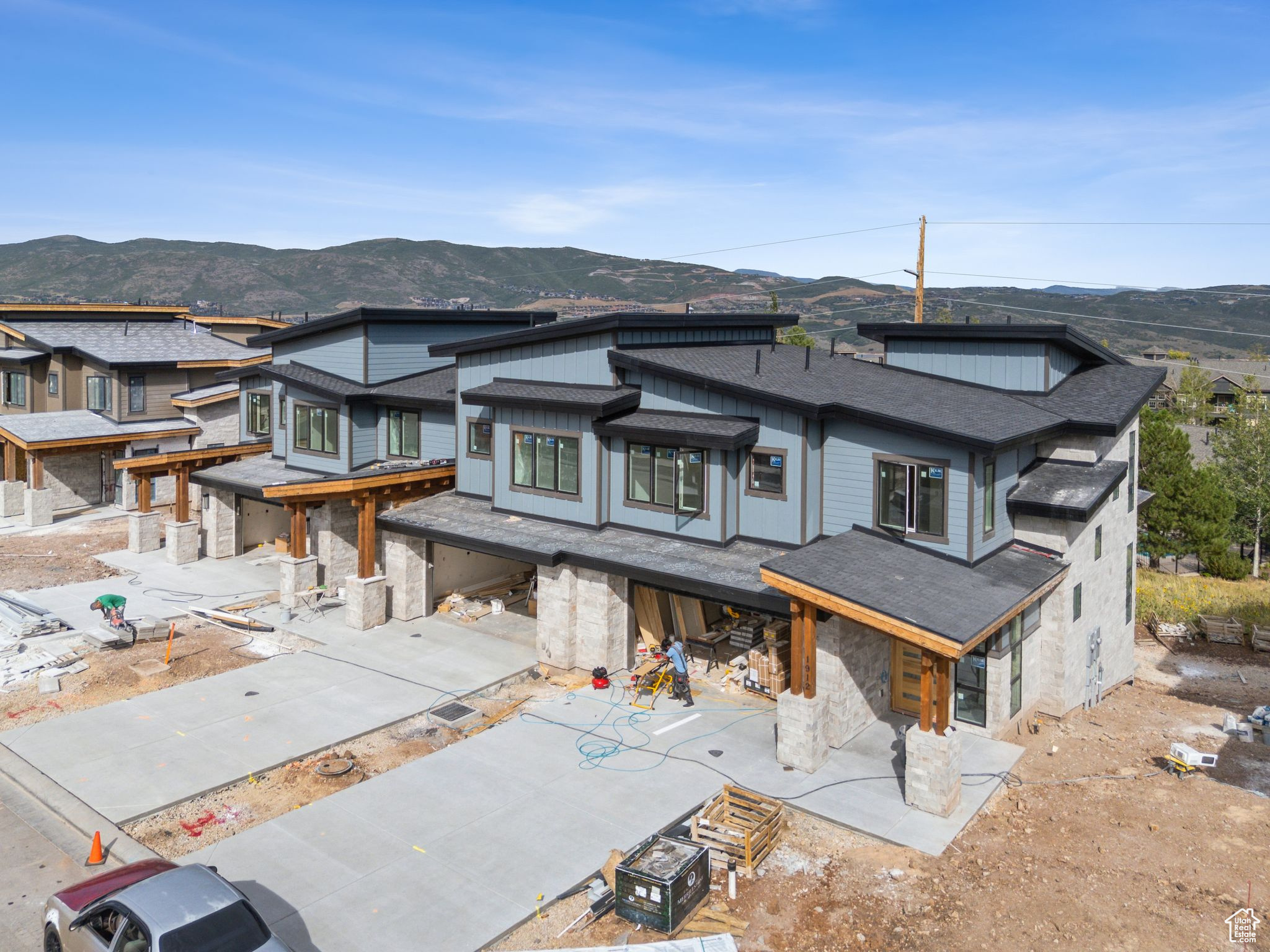 main property photo 70