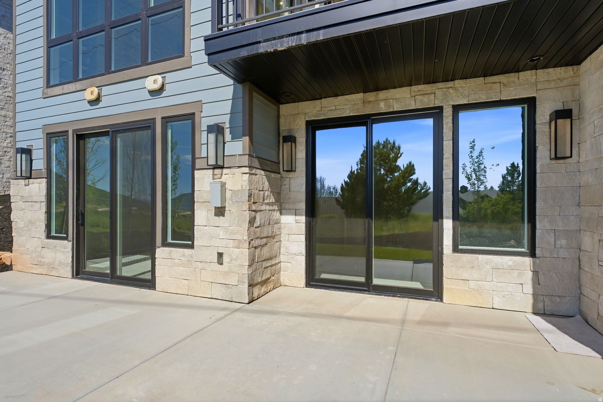 main property photo 72
