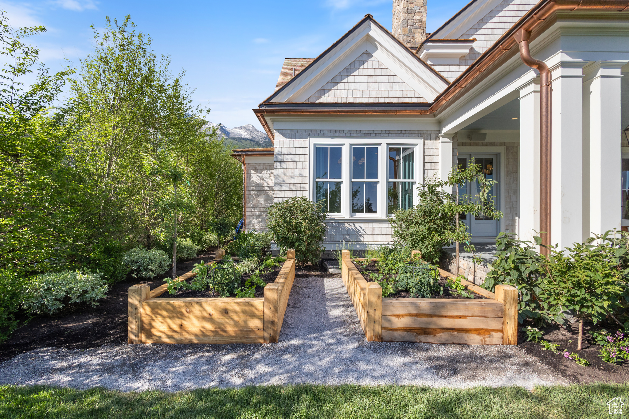 main property photo 58