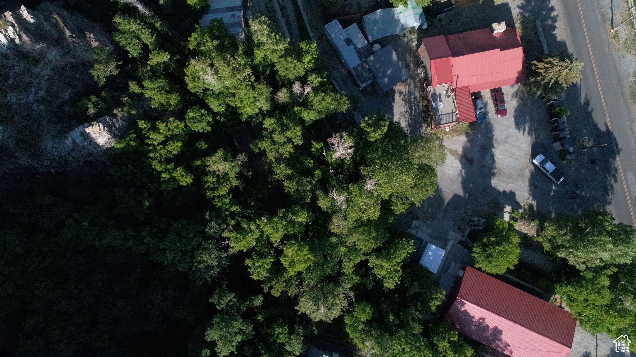 main property photo 8