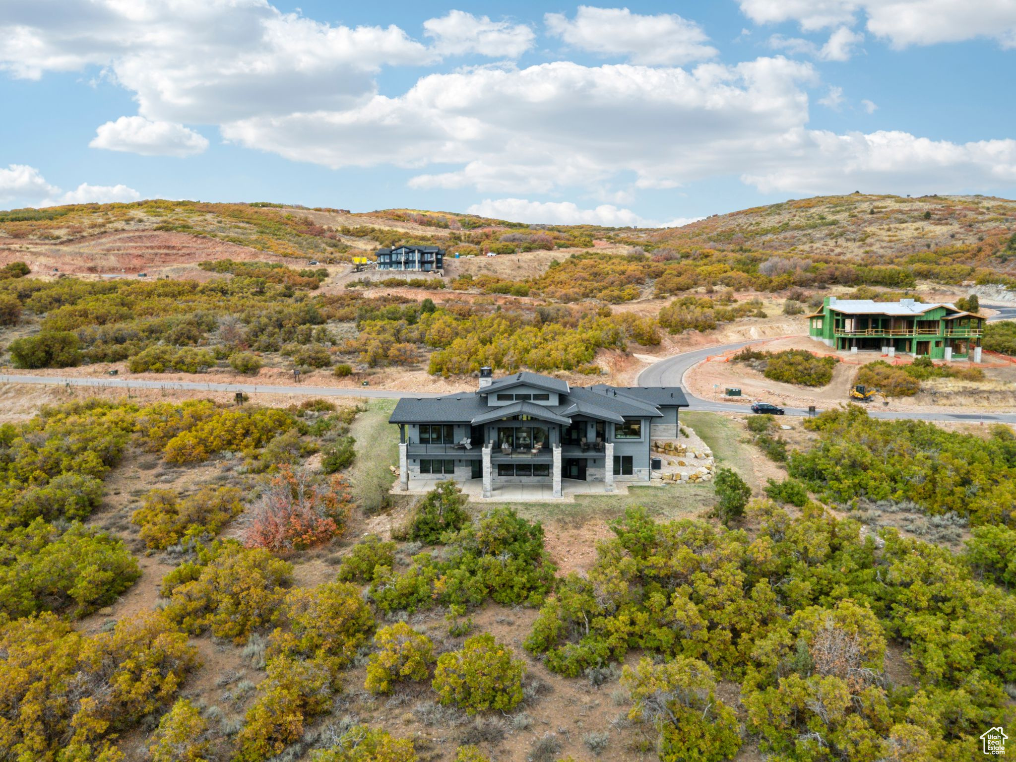 main property photo 4