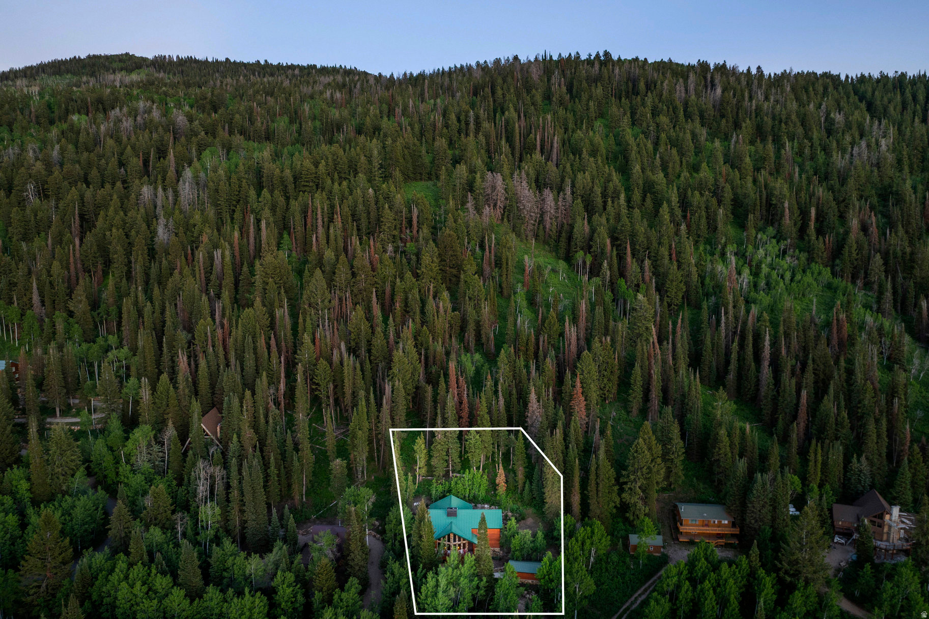 main property photo 14