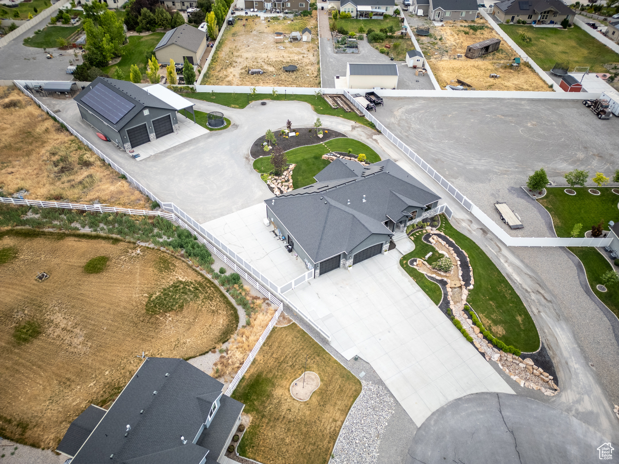 main property photo 69
