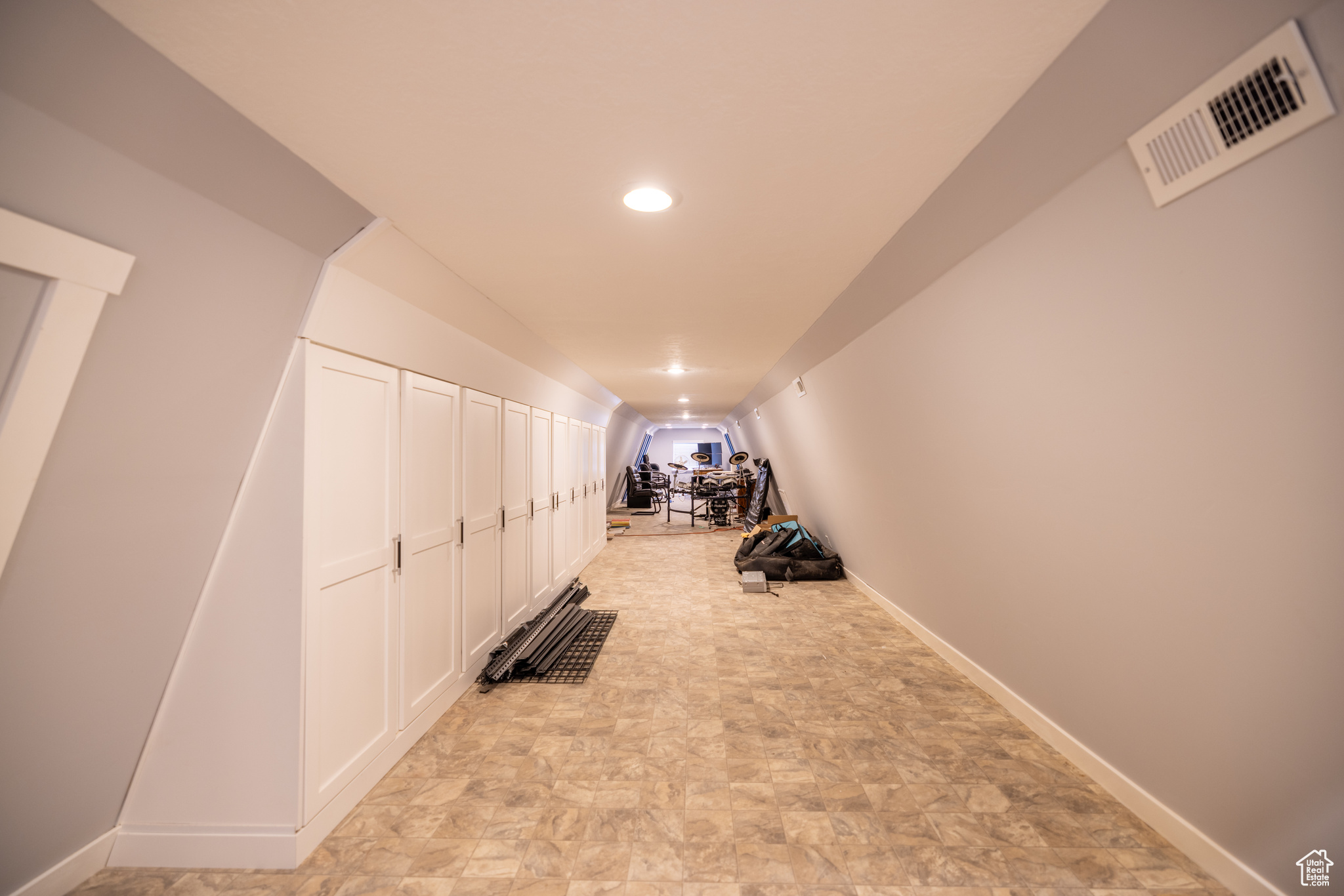 main property photo 79