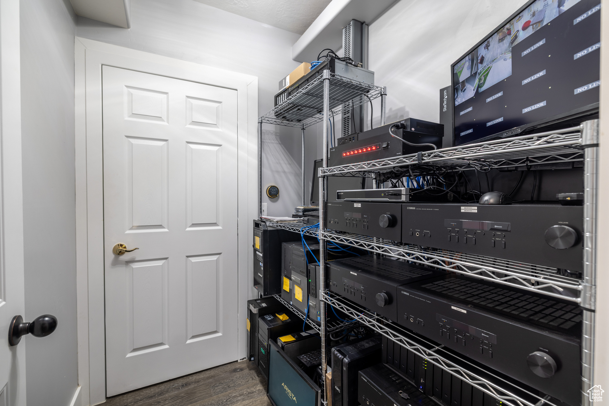 main property photo 95