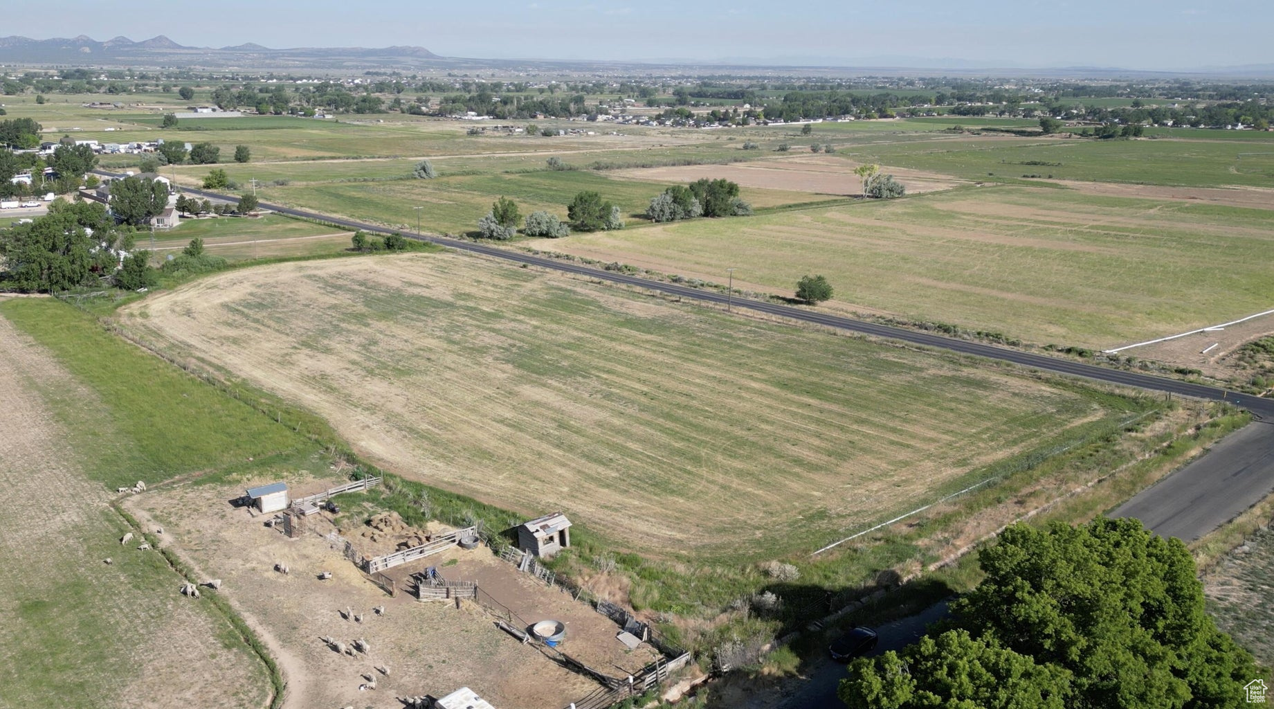 main property photo 18