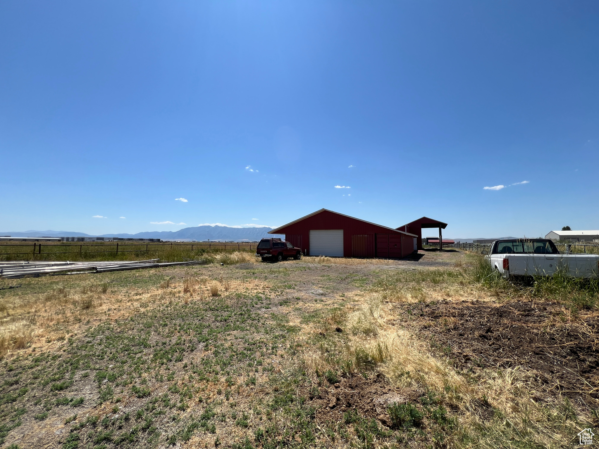 main property photo 10