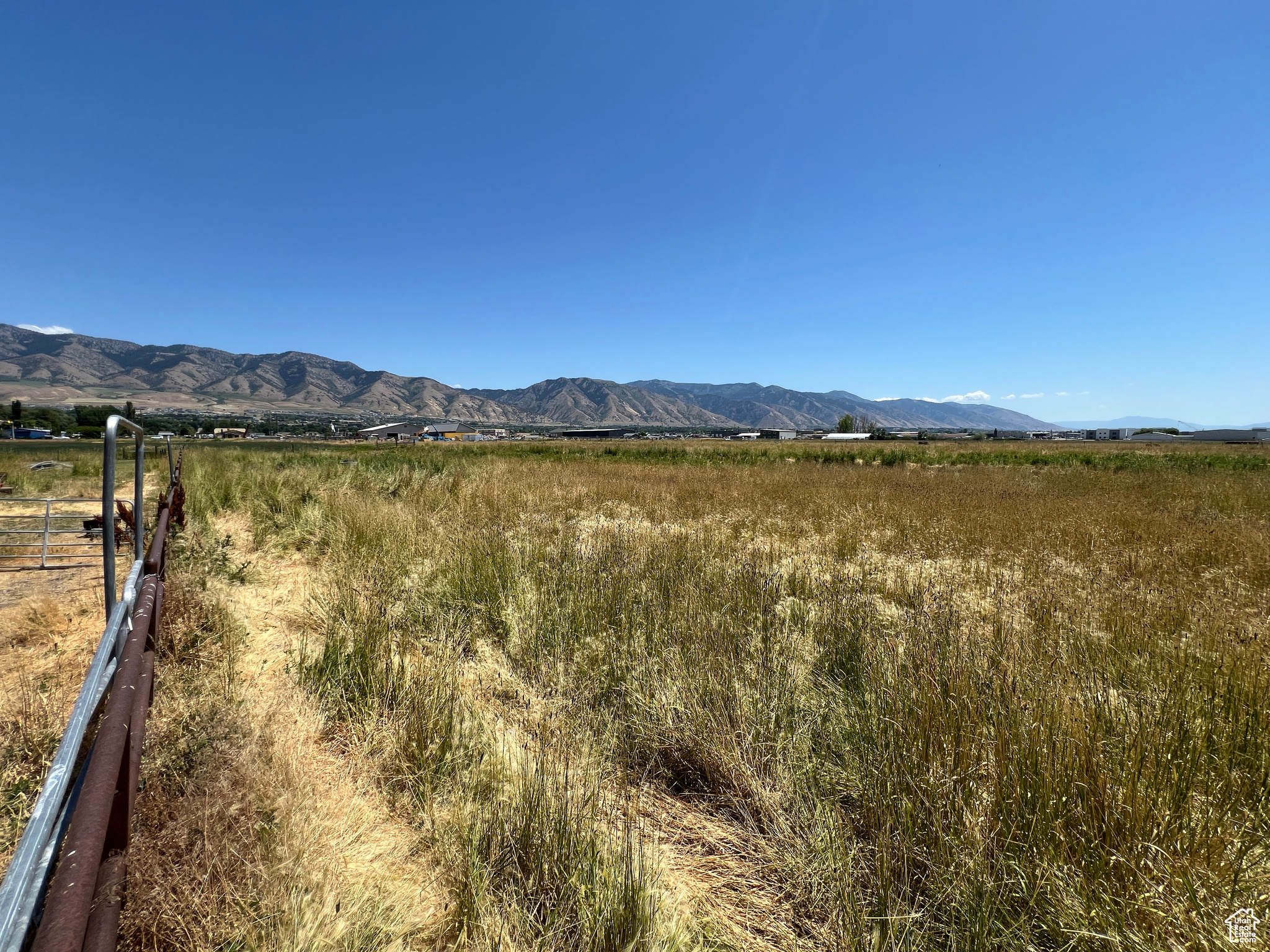 main property photo 15